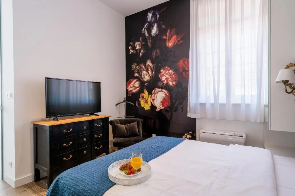 opatija centar, 5 apartmana 200m2, ekskluzivna investicijska prilika - slika 11
