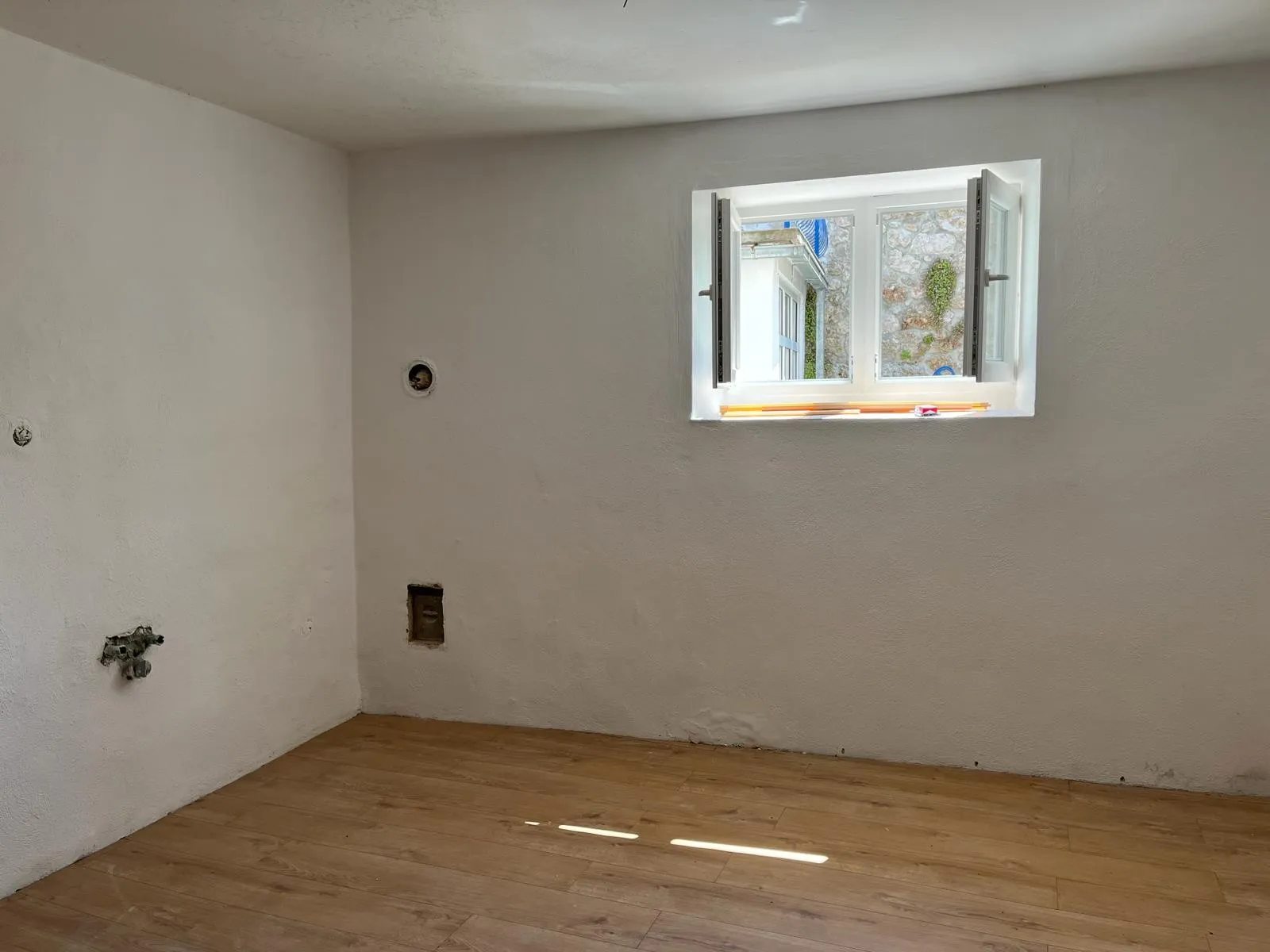 šarmantni apartman 68m2, oaza mira u bajkovitom bribiru - slika 7