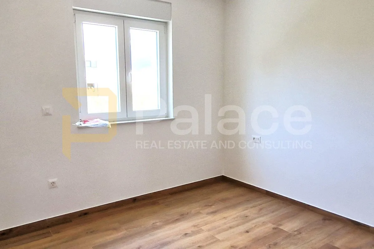 nova dvojna kuća s 3 spavaće sobe i velikim dvorištem, vodice 162 m2 - slika 20