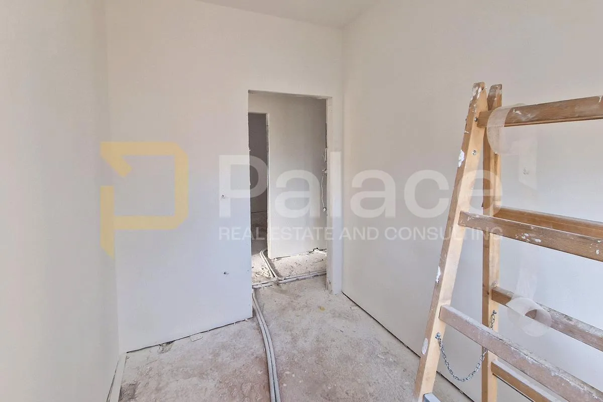 na prodaju — šarmantan renoviran stan, voltino - slika 9