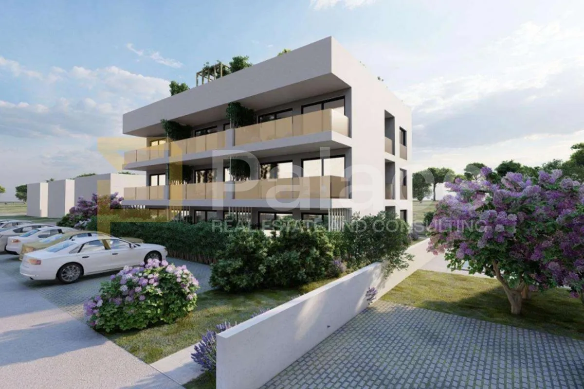 građevinsko zemljište s projektom za tri zgrade - 30m od mora - slika 4