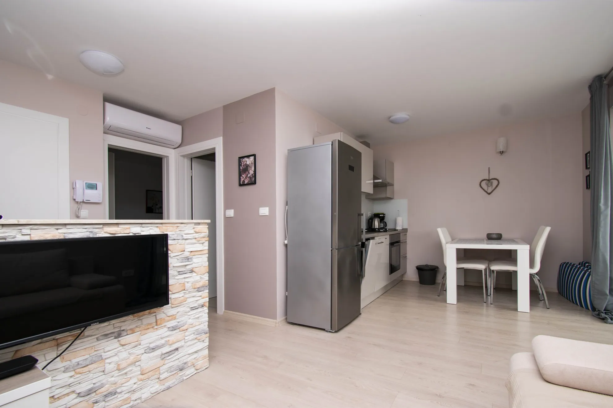 kuća prvi red uz more: rogoznica, 397.00 m2 - slika 15