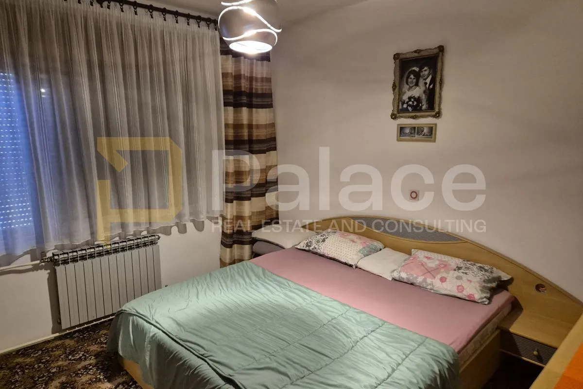 kuća s dvorištem i garažom 206m2, osijek, retfala - slika 9
