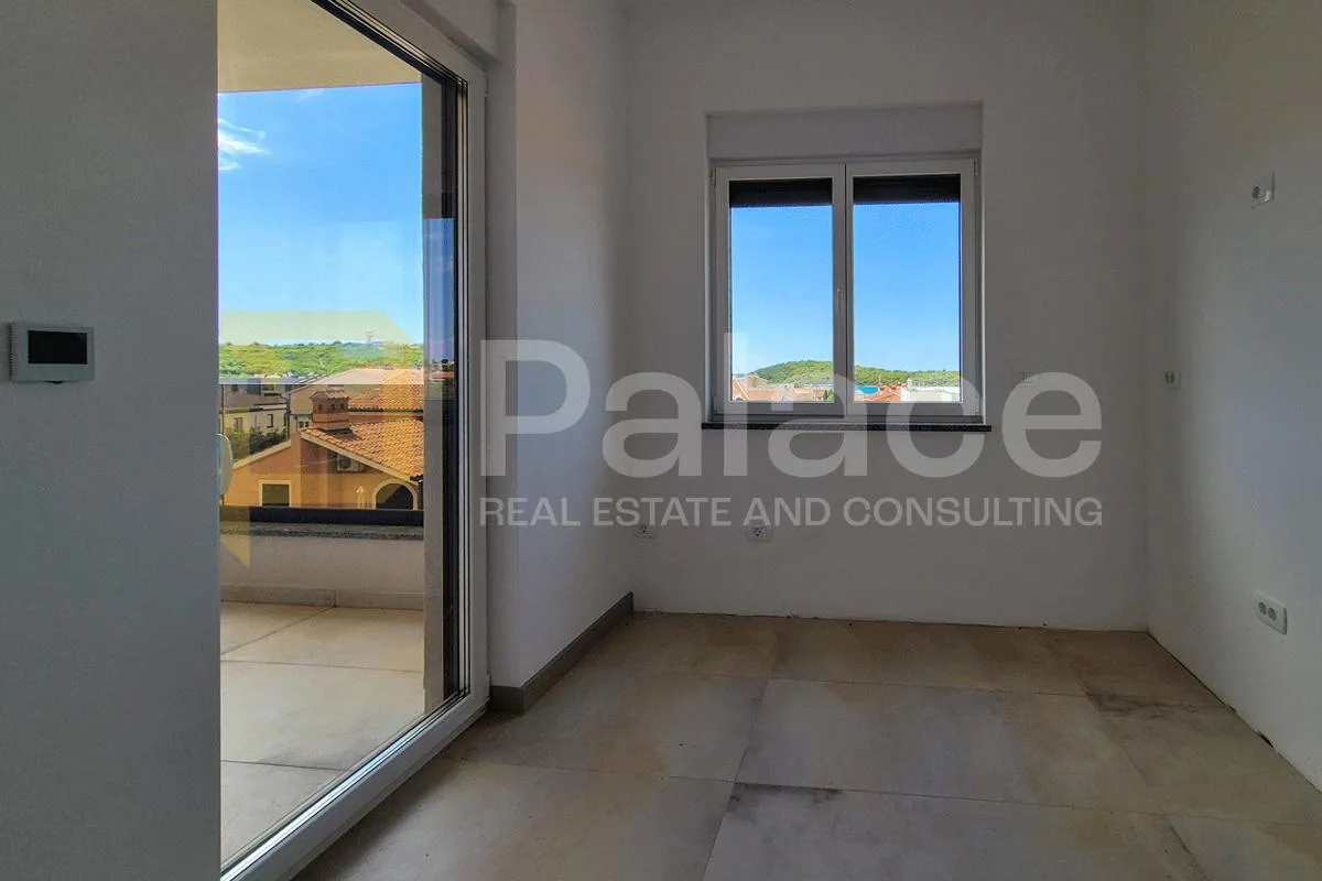 penthouse u pomeru s pogledom na more i 2 parkirna mjesta - slika 3