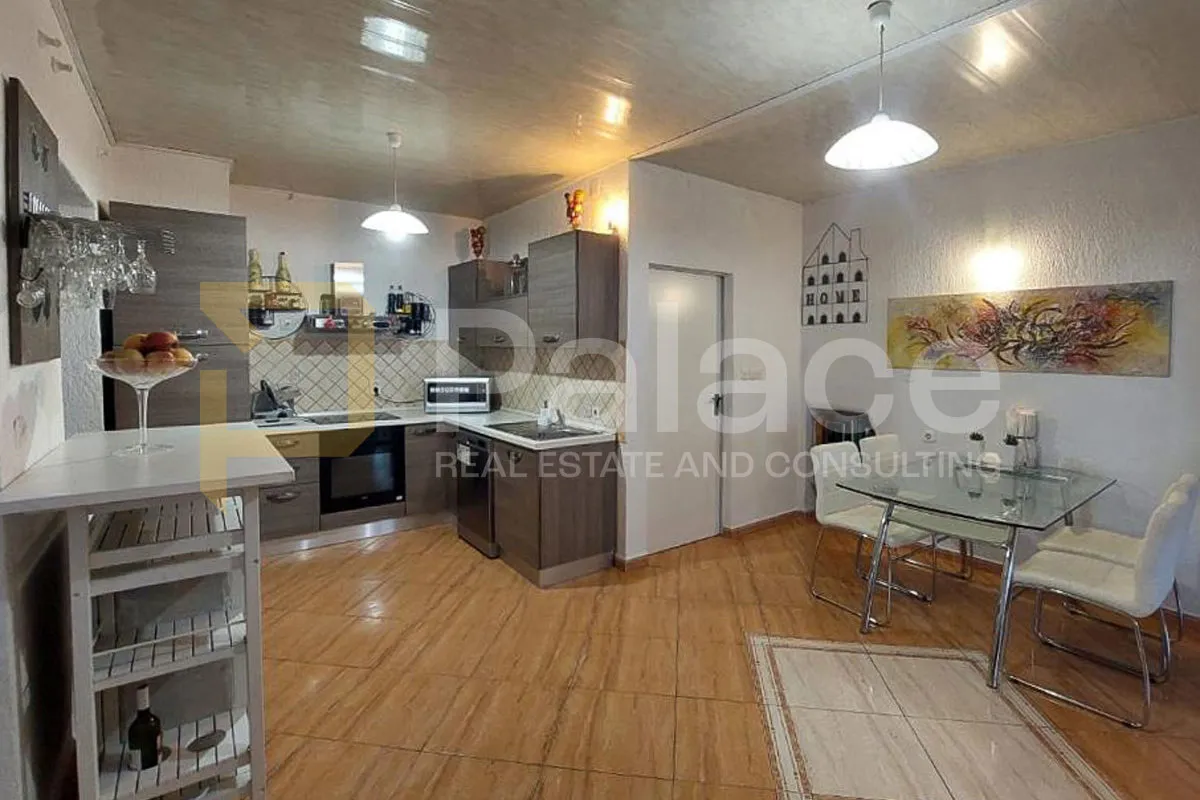 prostrana kuća s 3 stana i poslovnim prostorom - kastav, 370 m² - slika 21