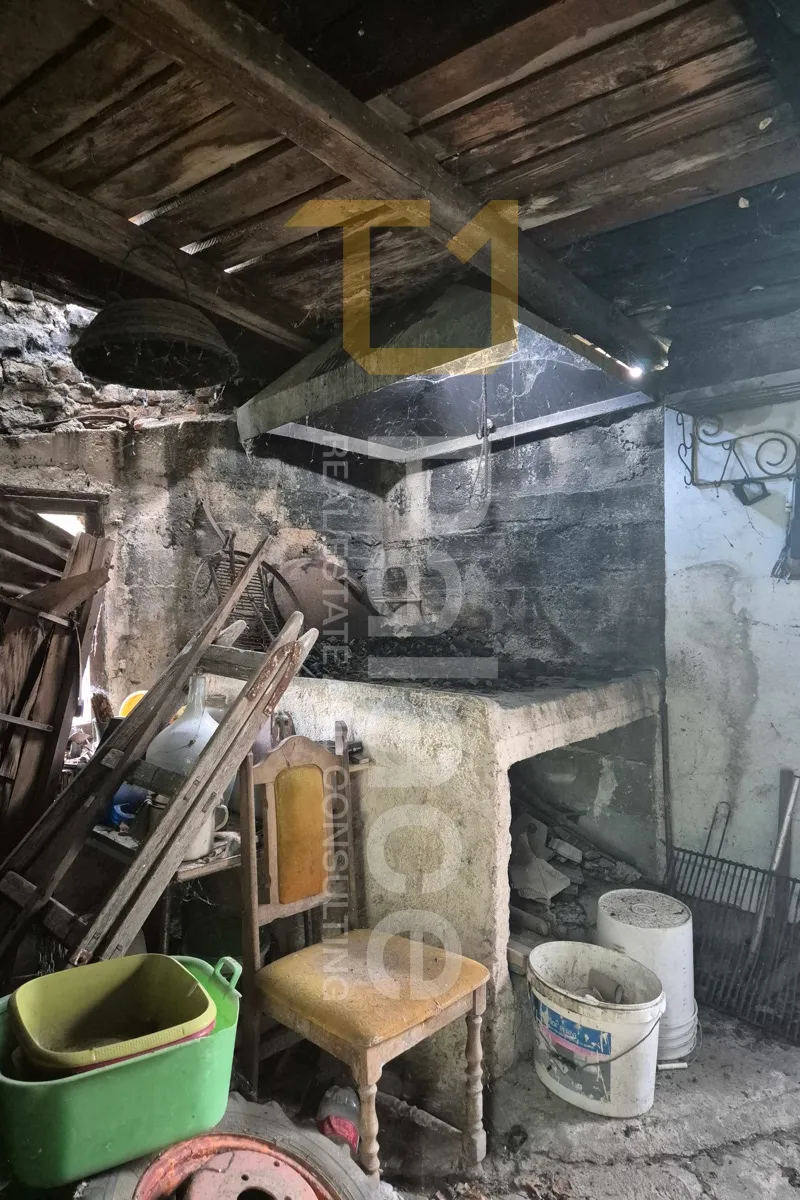 kuća 160m² s dvorištem sa građevinskim zemljištem 750m² - slika 12
