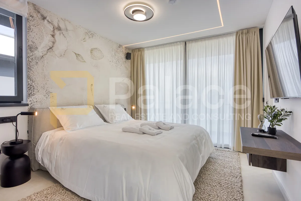 premium vila blizu mora s vrhunskom opremom,pametnim sustavom, bazenom - slika 23
