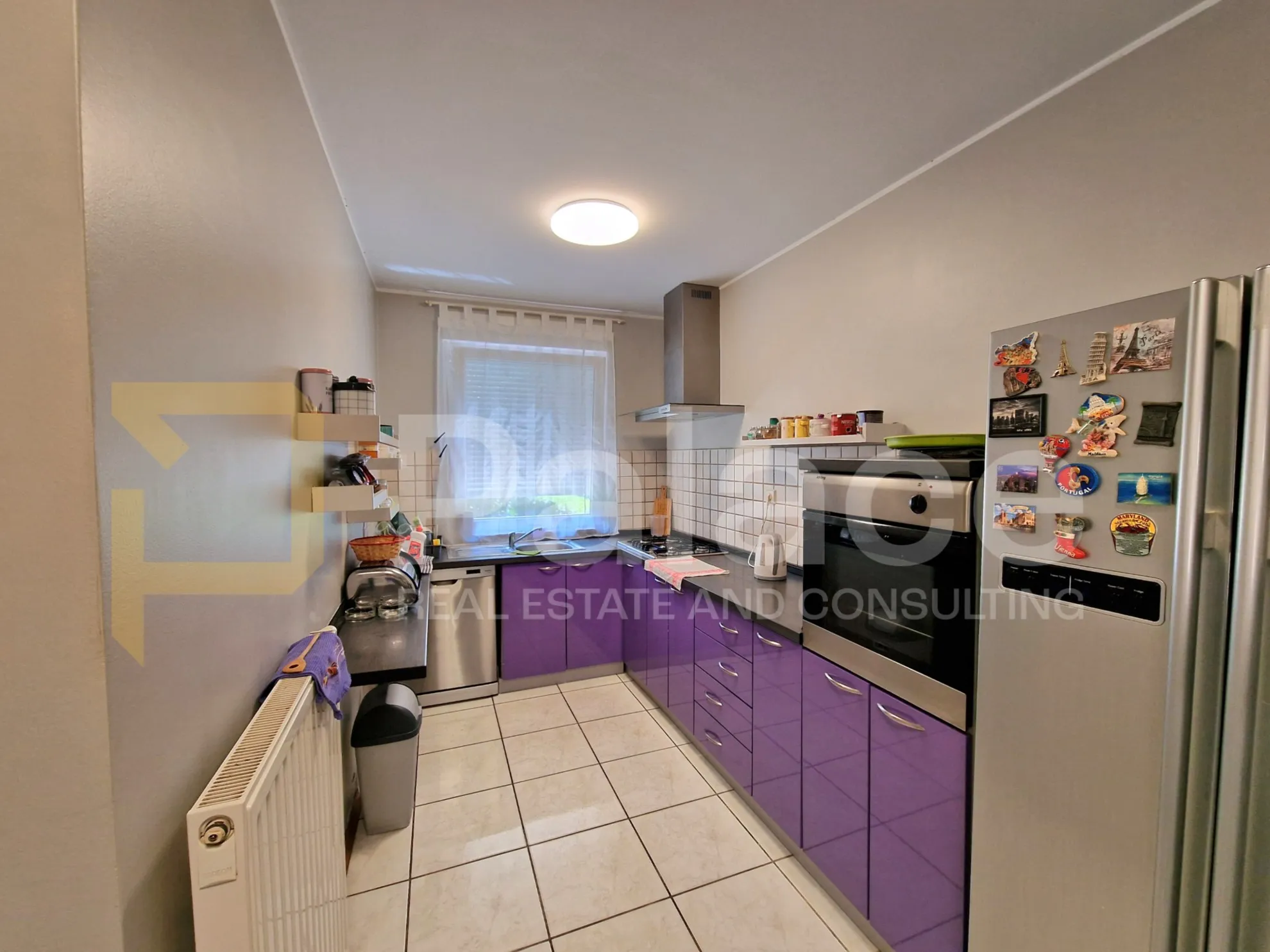 luksuzna samostojeća kuća s bazenom, 216,30 m2, jug 2 - slika 9
