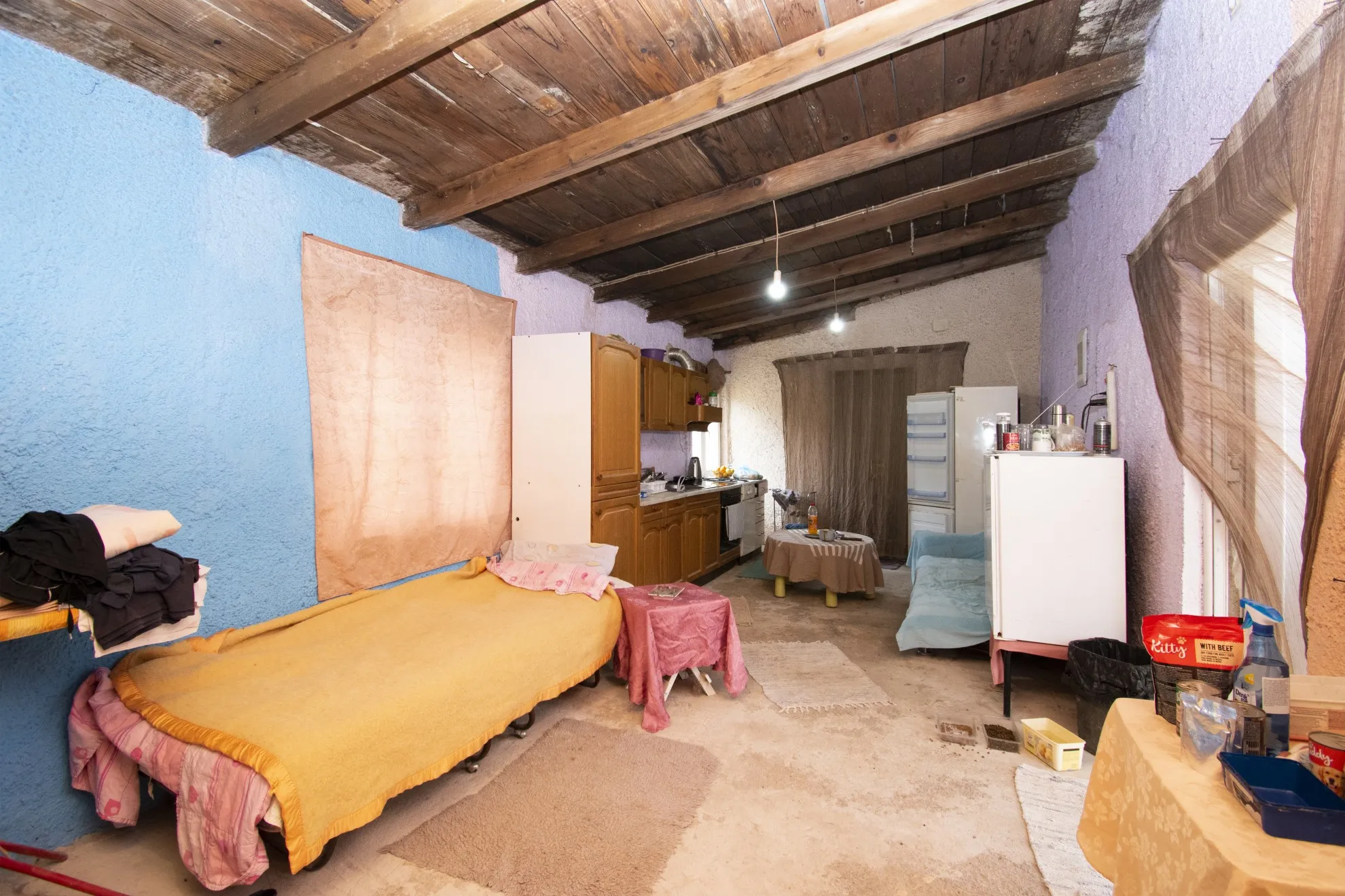 građevinski teren 2896 m2 sa kućom 100m2, bilice - slika 3