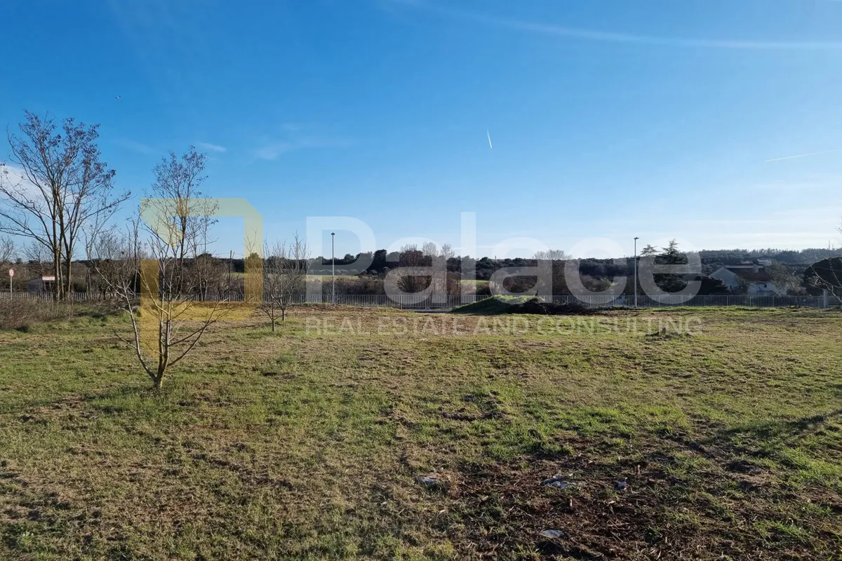 štinjan - građevinsko zemljište 898 m² na odličnoj lokaciji - slika 2