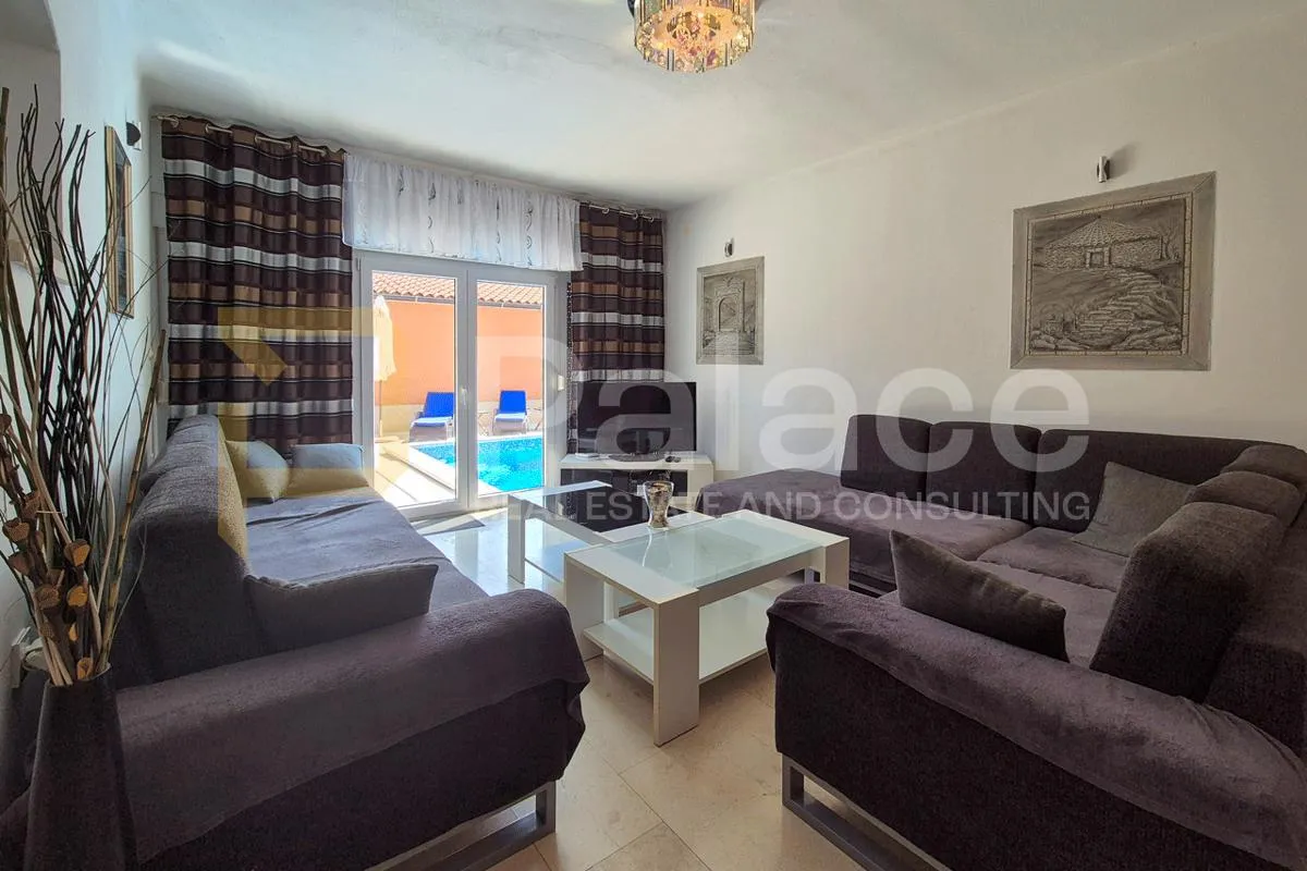 luksuzna vila s bazenom i jacuzzijem u blizini medulina - slika 3