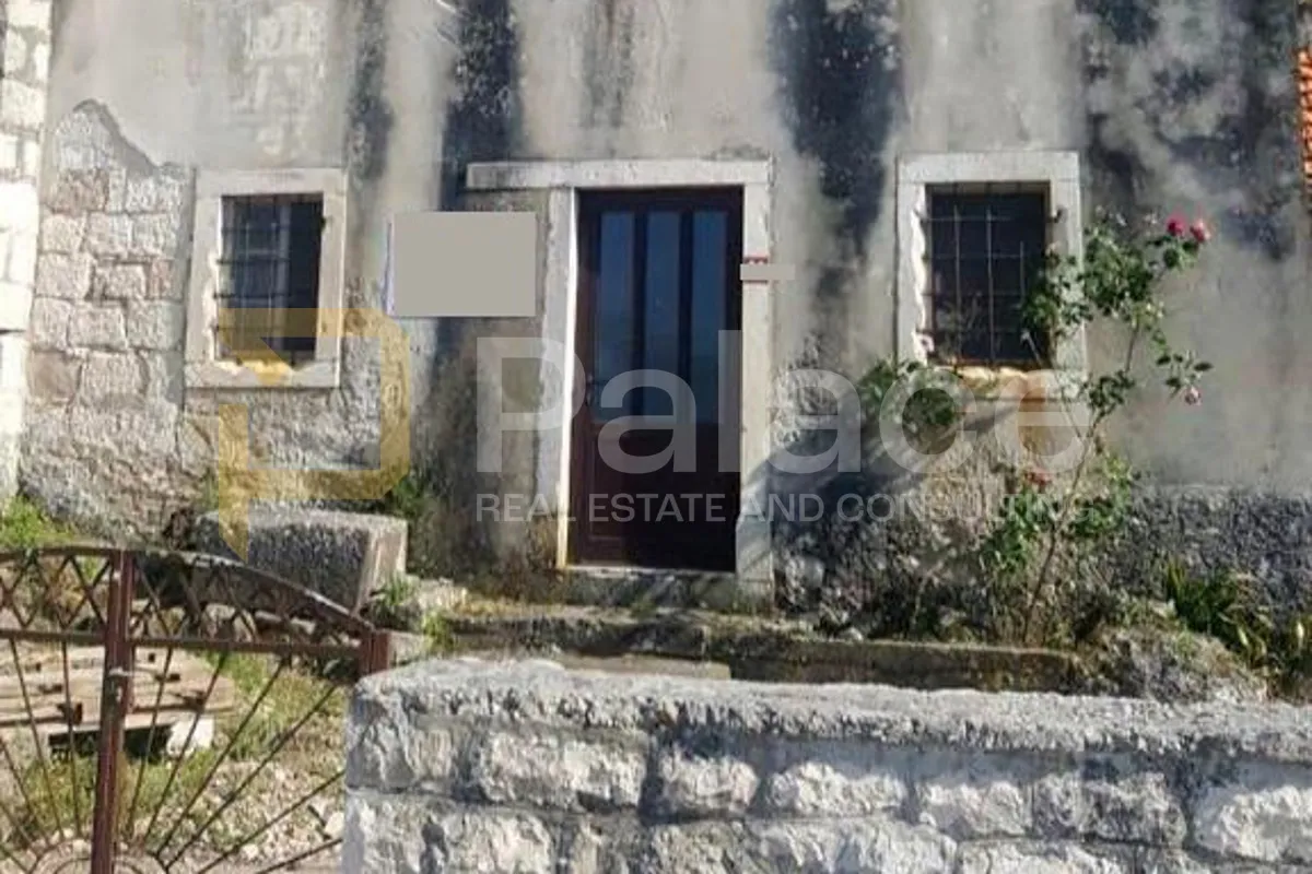 korčula, račišće - kamena kuća uz more i velika parcela - slika 3