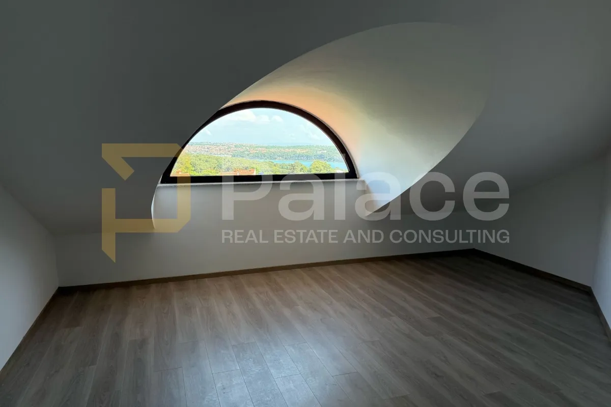 luksuzni penthouse od 133 m² s bazenom, terasom i pogledom na more - slika 11