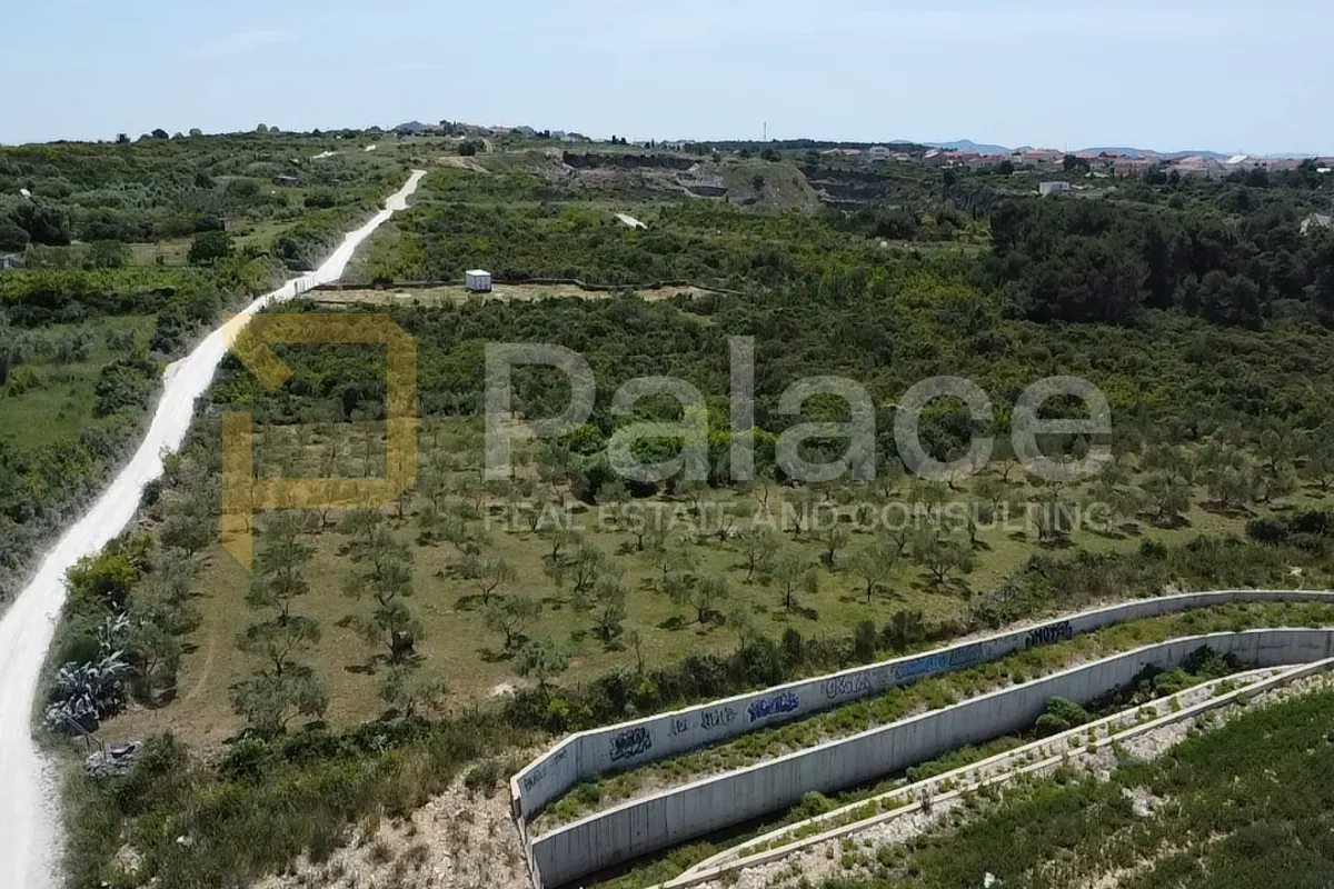 investicijska prilika u srcu poslovne zone zadra - 6169 m2 - slika 3