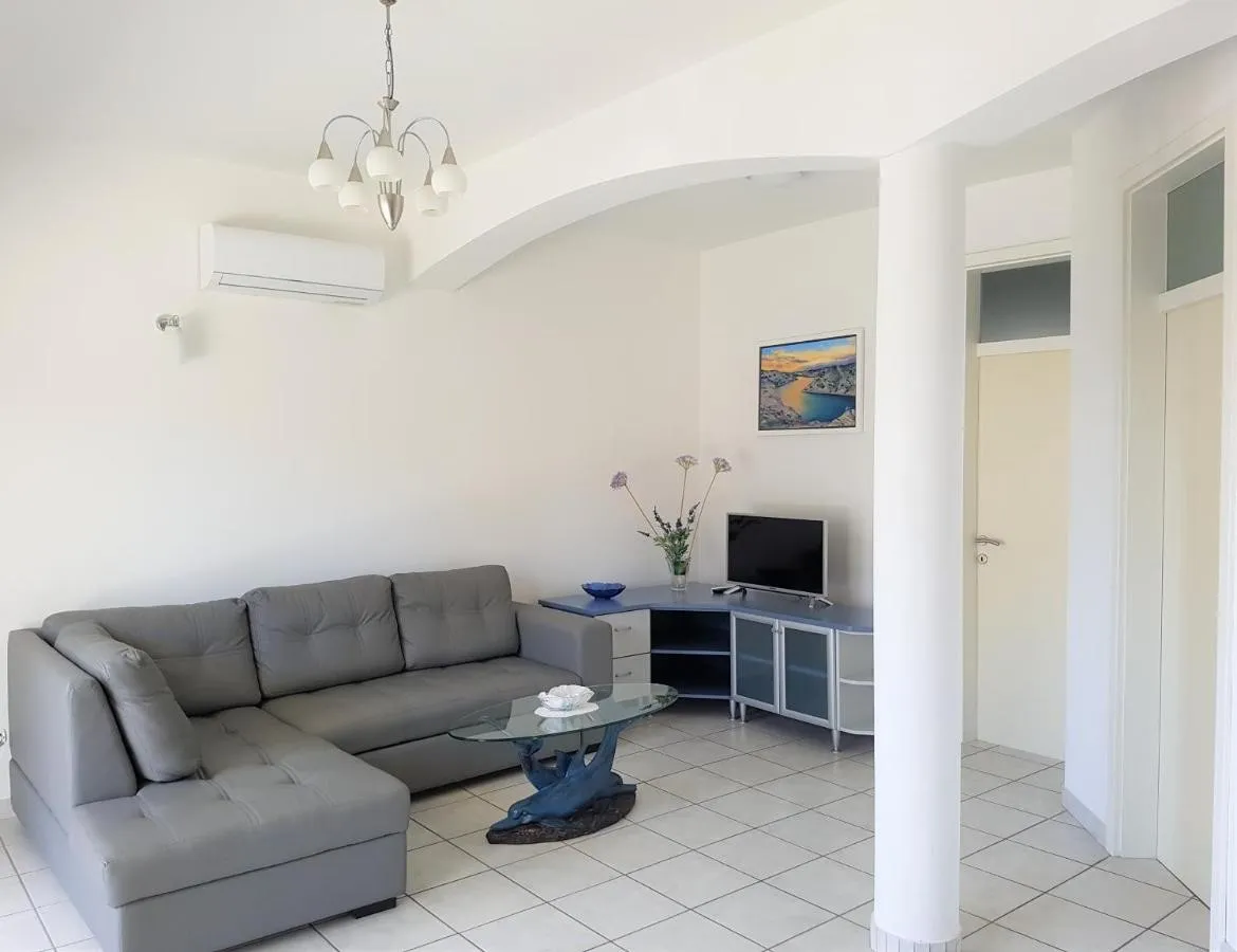 brodarica : elegantna vila samo 40 m od mora, zadar - slika 4