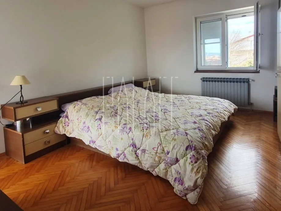 okrug gornji, katnica s vrtom i pogledom na more, 319m2 - slika 12