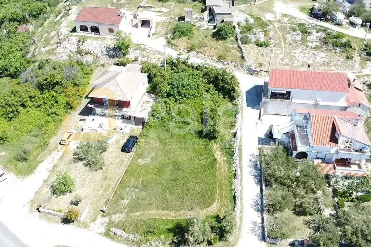 rtina : građevinsko zemljište s pogledom na more 866 m2 - slika 4