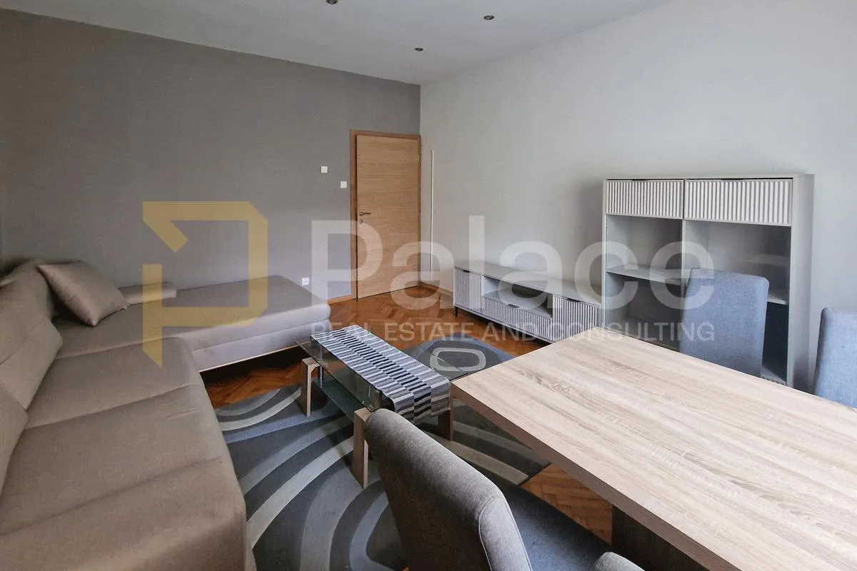 atraktivan troetažni stan u srcu zagreba – baruna trenka, 53 m² - slika 3