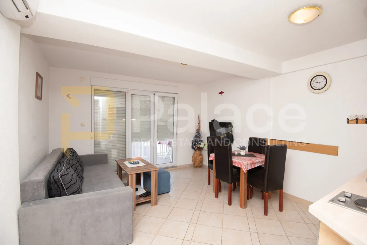 apartmanska kuća s pogledom na more, rogoznica - slika 2