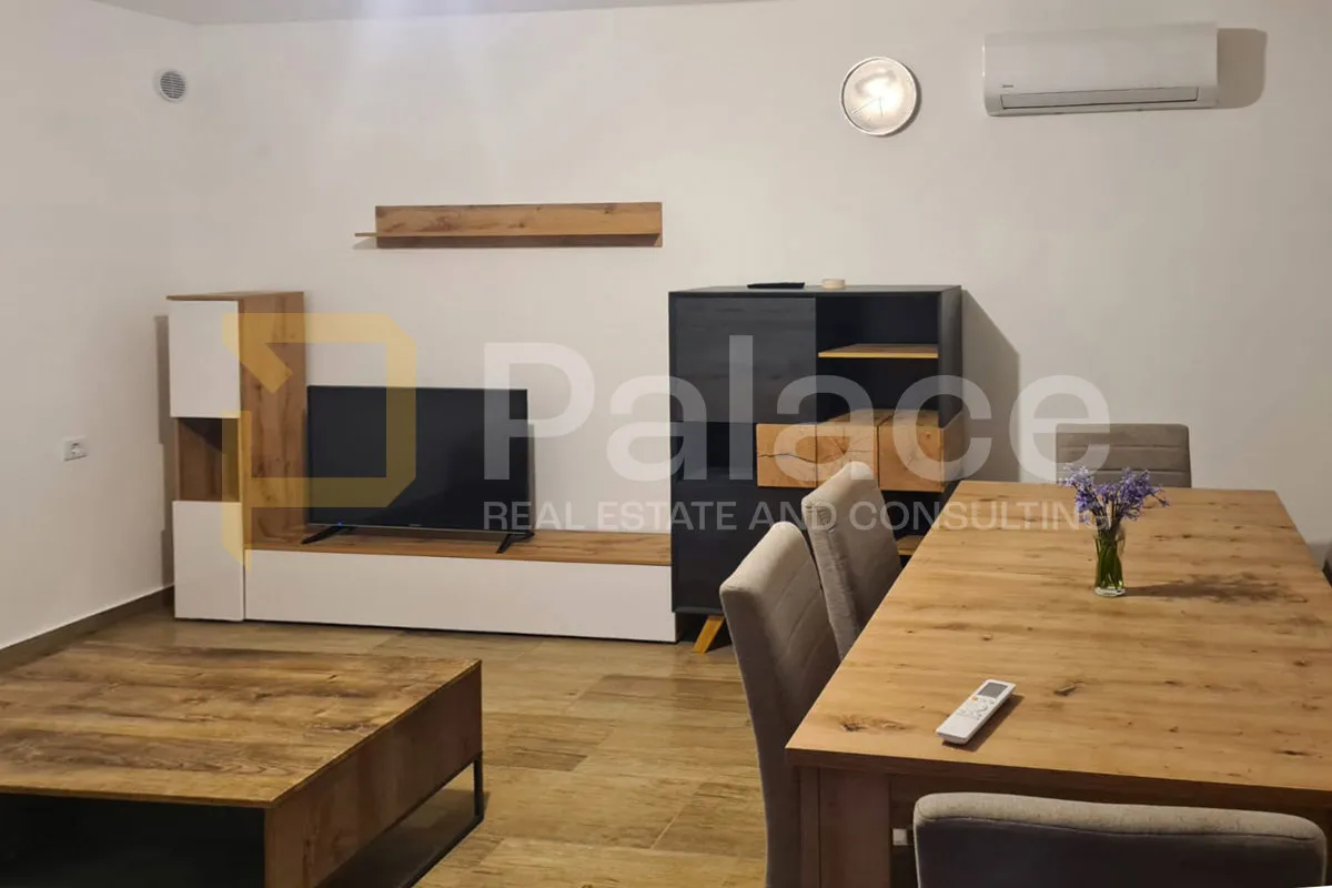 komforan stan za radnike – praputnjak, blizina cesta i sadržaja - slika 3