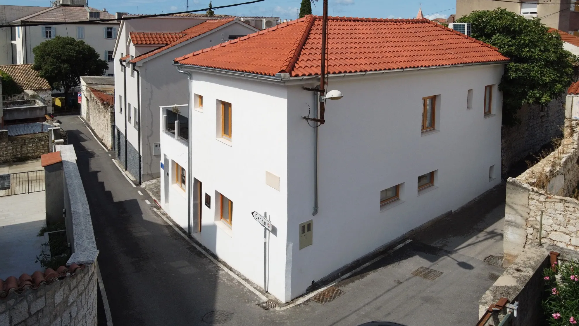 novouređen poslovni prostor za najam, uredski 86 m2 u šibeniku - slika 4