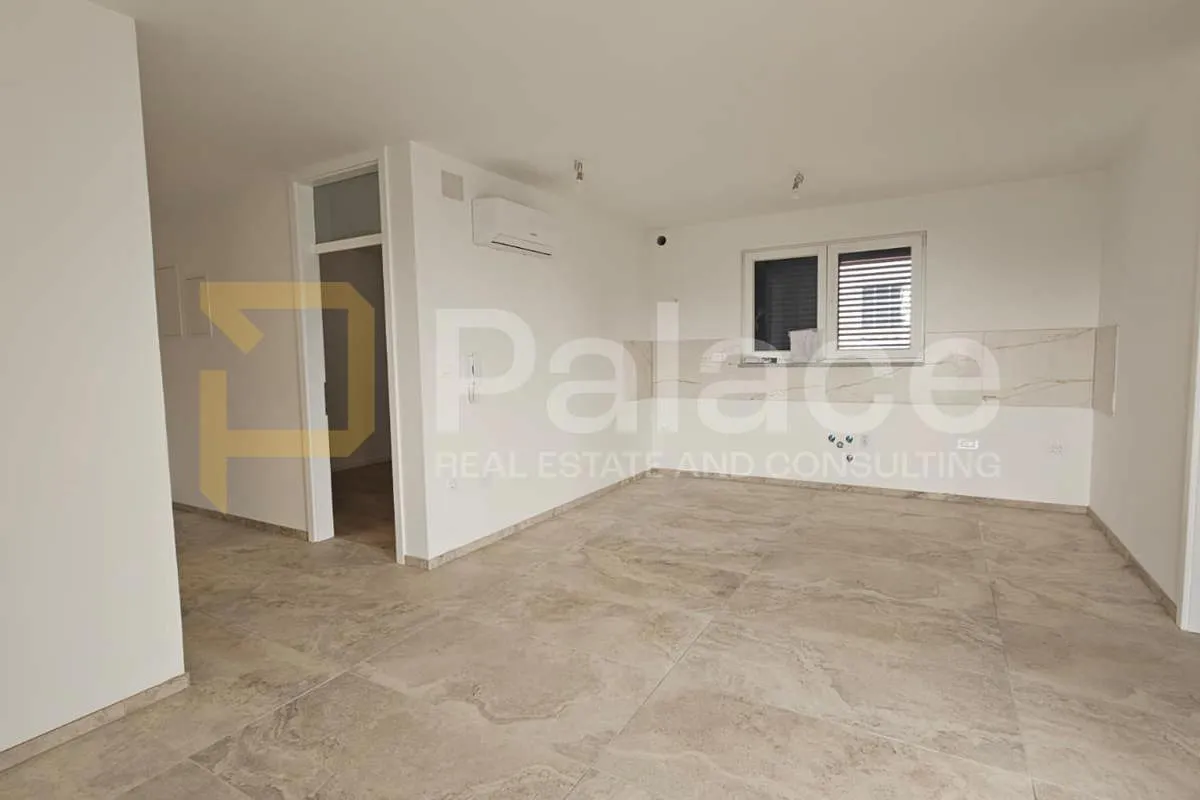 rogoznica - dvosoban stan u novogradnji, blizina marine i centra 55m2 - slika 3