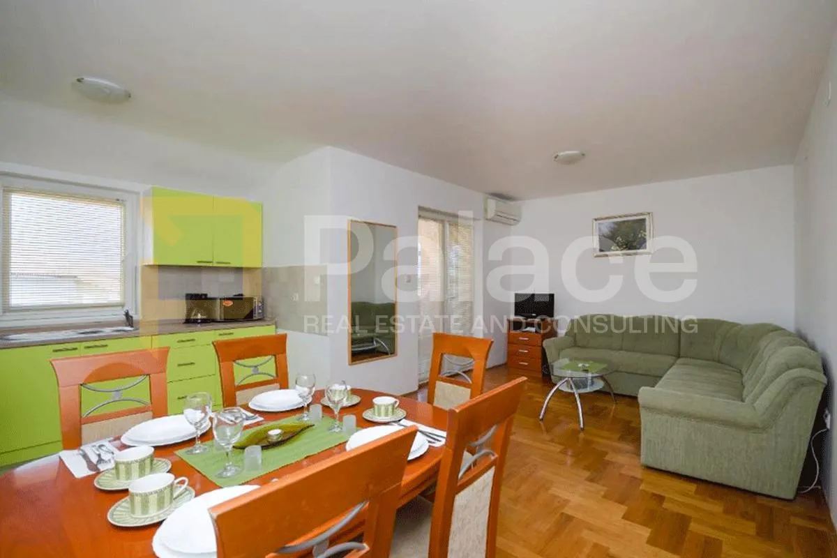 uhodani turistički objekt s 6 apartmana u malinskoj, otok krk - slika 12
