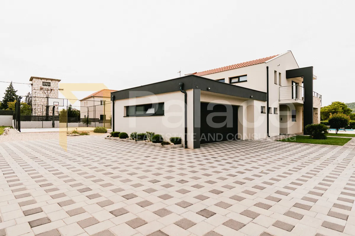 mediteranska vila u srcu zelene oaze - slika 9
