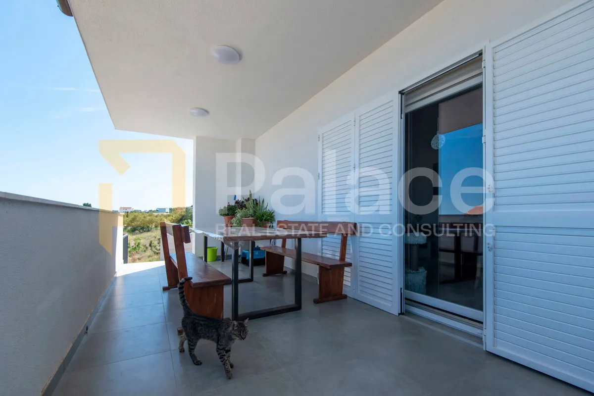 vodice - kuća s pogledom na more - 226m2 - slika 20