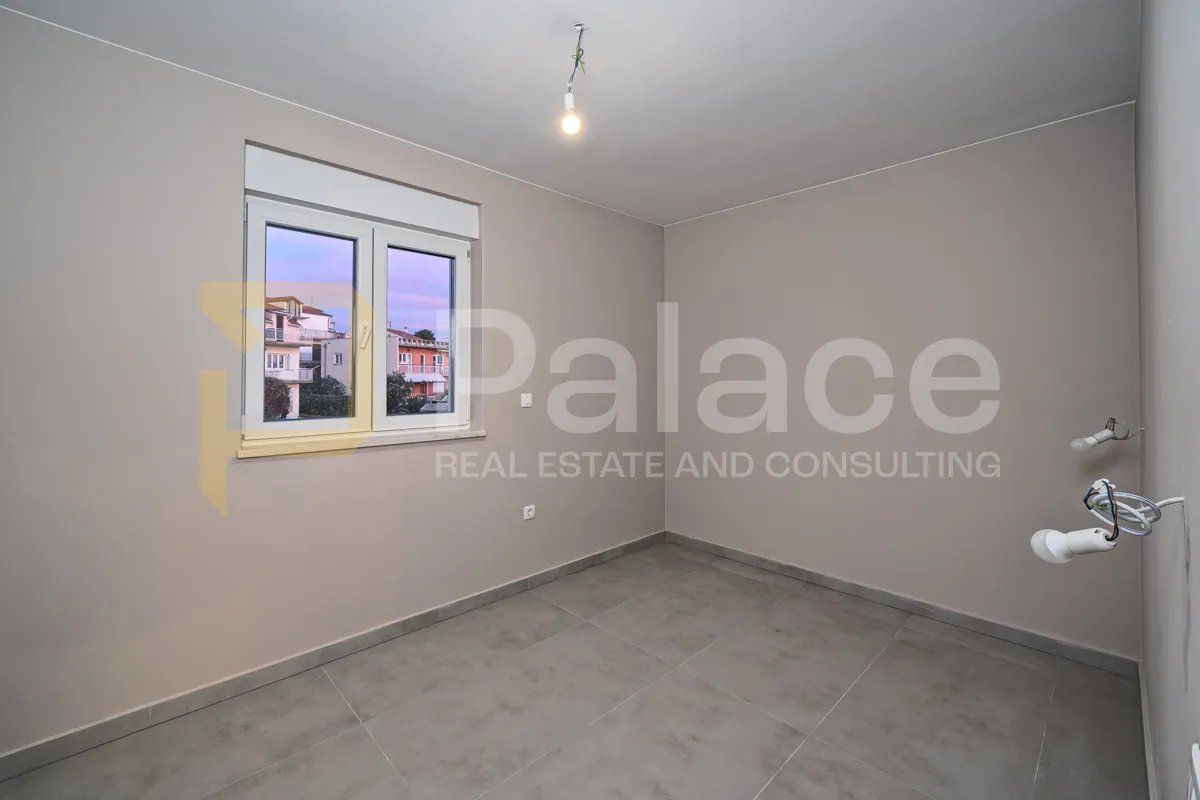 penthouse na brodarici s pogledom na more - slika 7