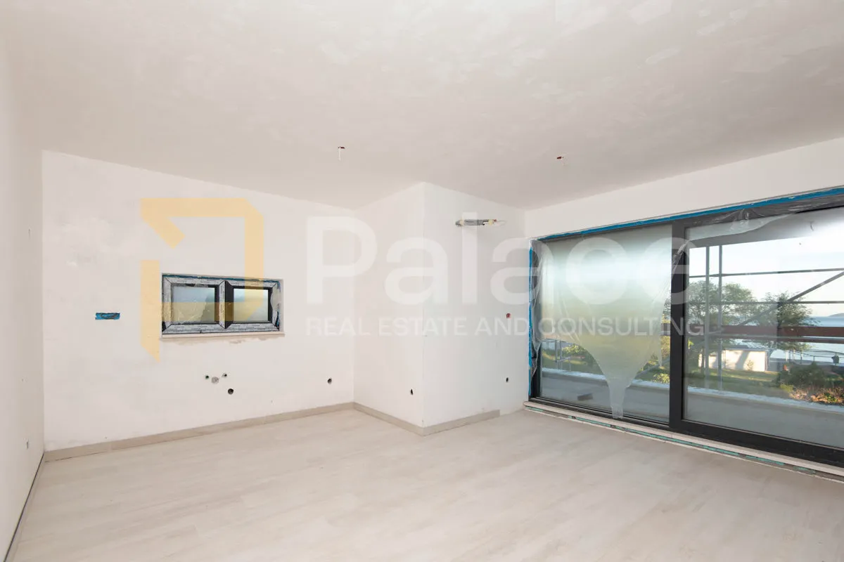 trosobni stan prvi red do mora - vodice 109m2 - slika 3