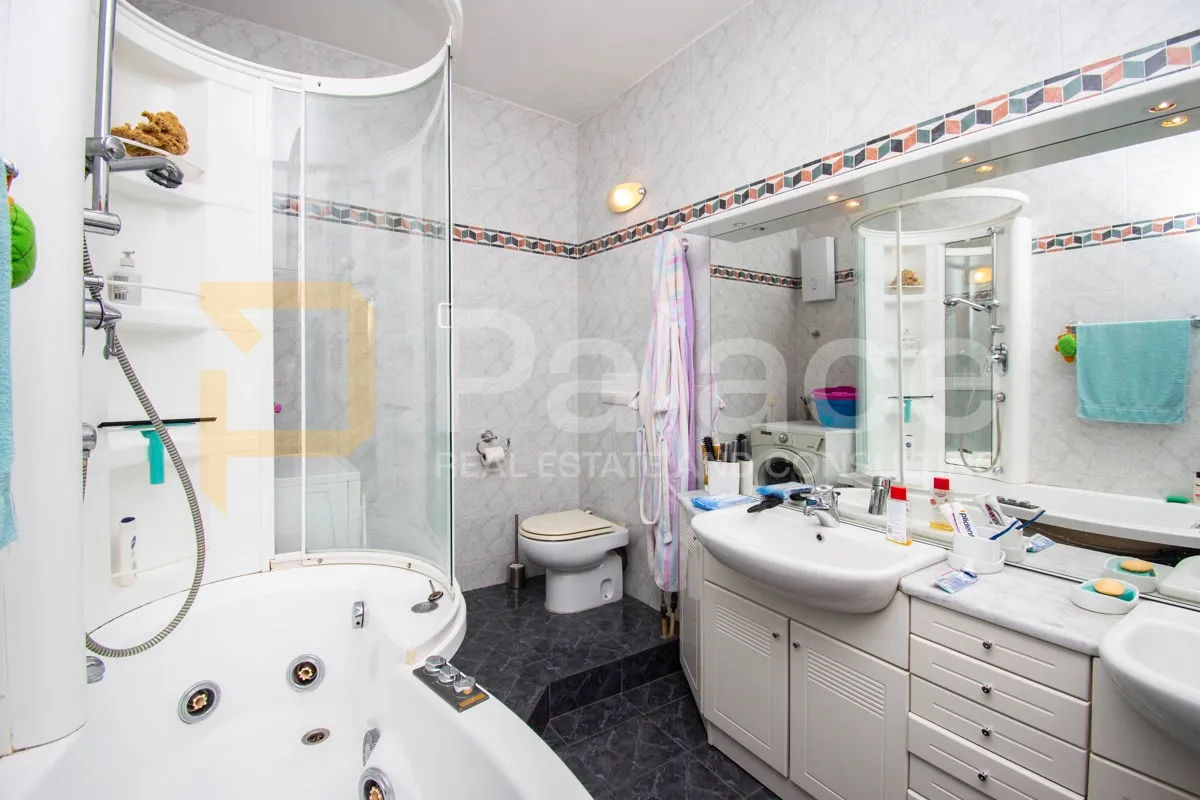 jedinstven penthouse u samom centru grada - slika 23
