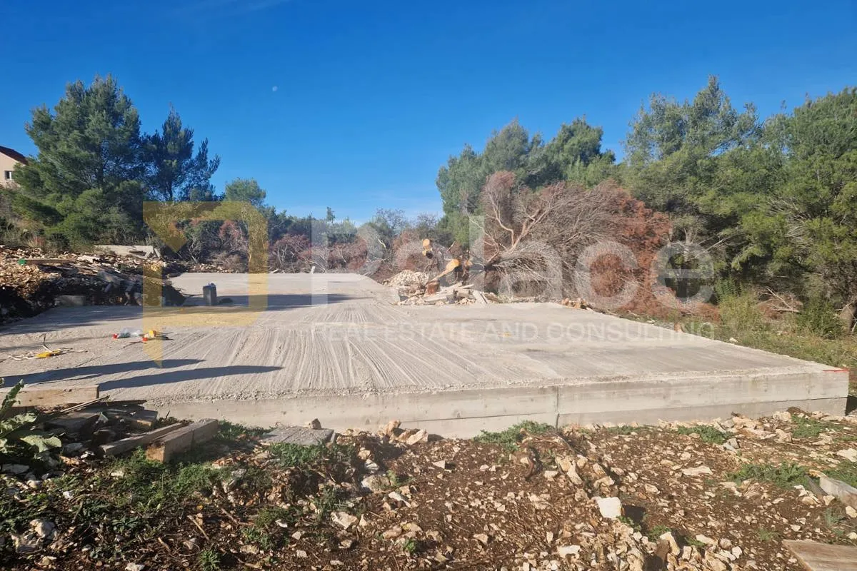 Građevinsko zemljište s projektom za vilu, Šibenik-Vrpolje, 1400 m2 - Vrpolje, Šibenik