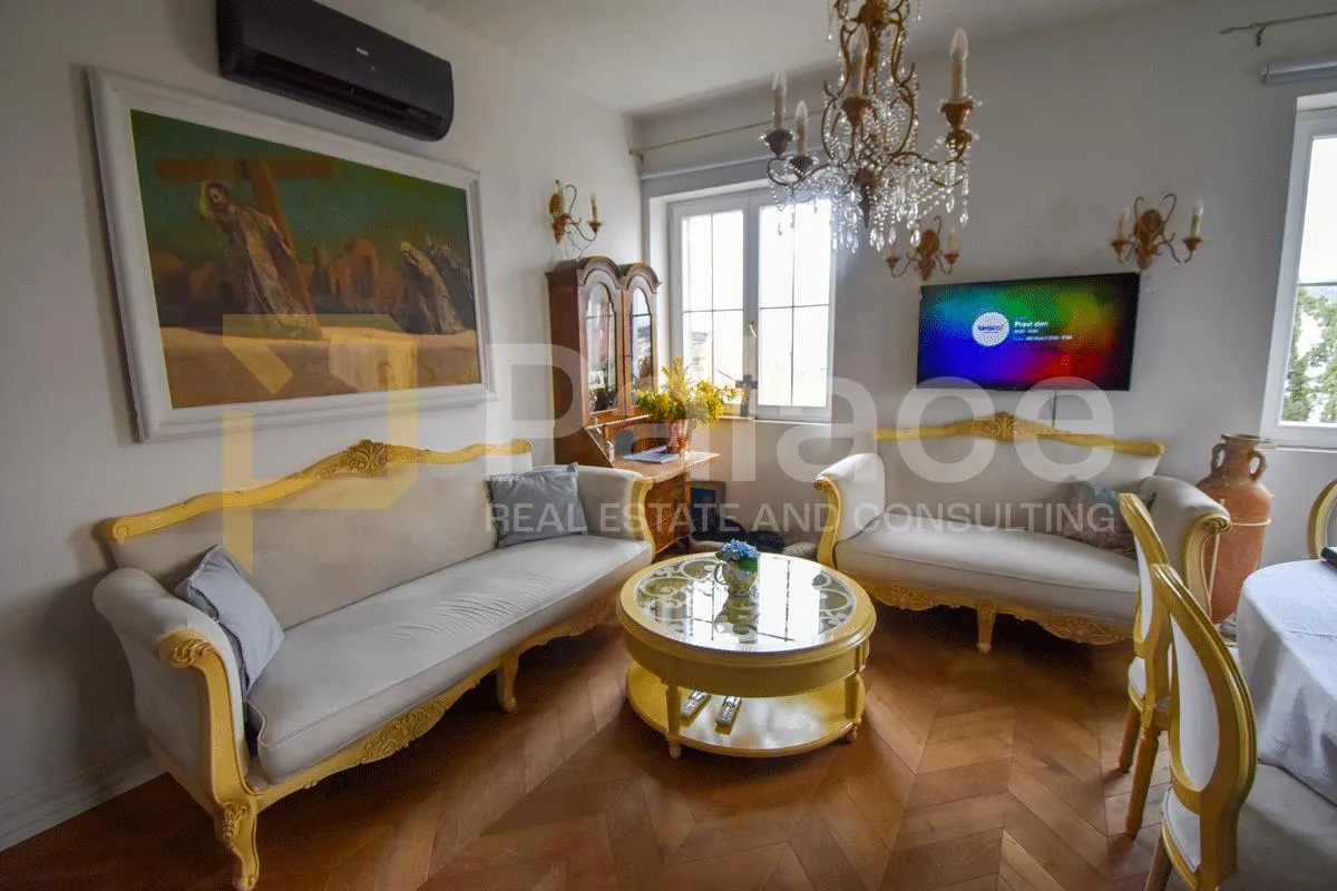 luksuzan stan na atraktivnoj lokaciji, bačvice 120m² - slika 2