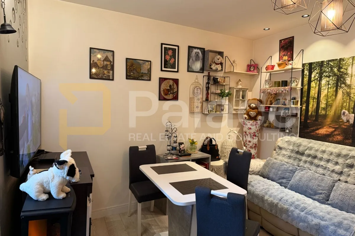 elegantan stan od 35 m² u srcu grada pule - slika 2