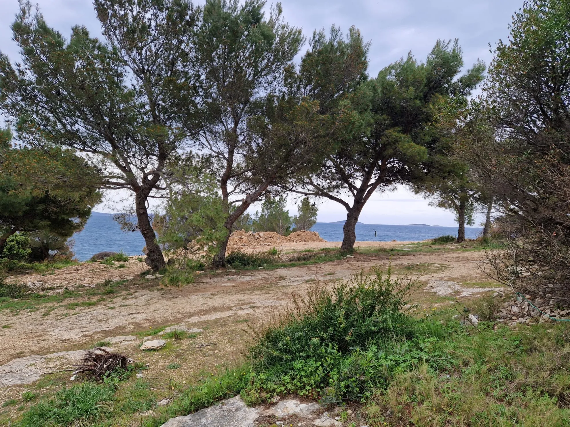 Zemljište uz more, uvala Kosirina, otok Murter 966 m2 - Murter, Murter-Kornati