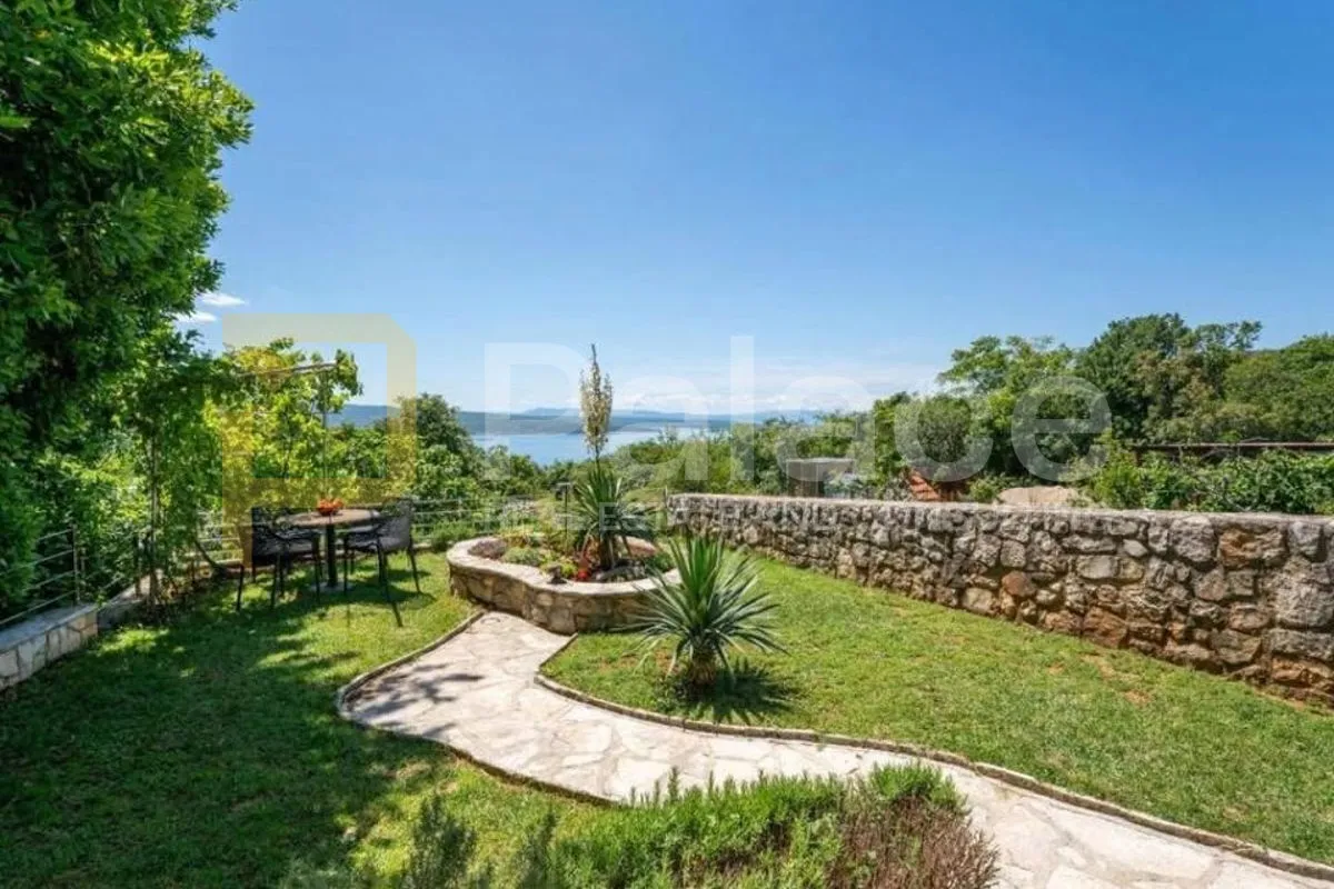 autohtona kamena kuća s pogledom na more u crikvenici, 75 m² - slika 3