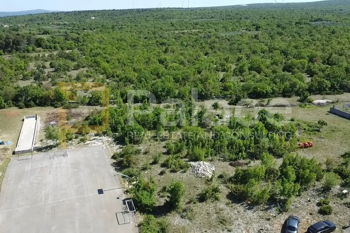 Pridraga : Građevinsko zemljište 429 m2 - Novigrad