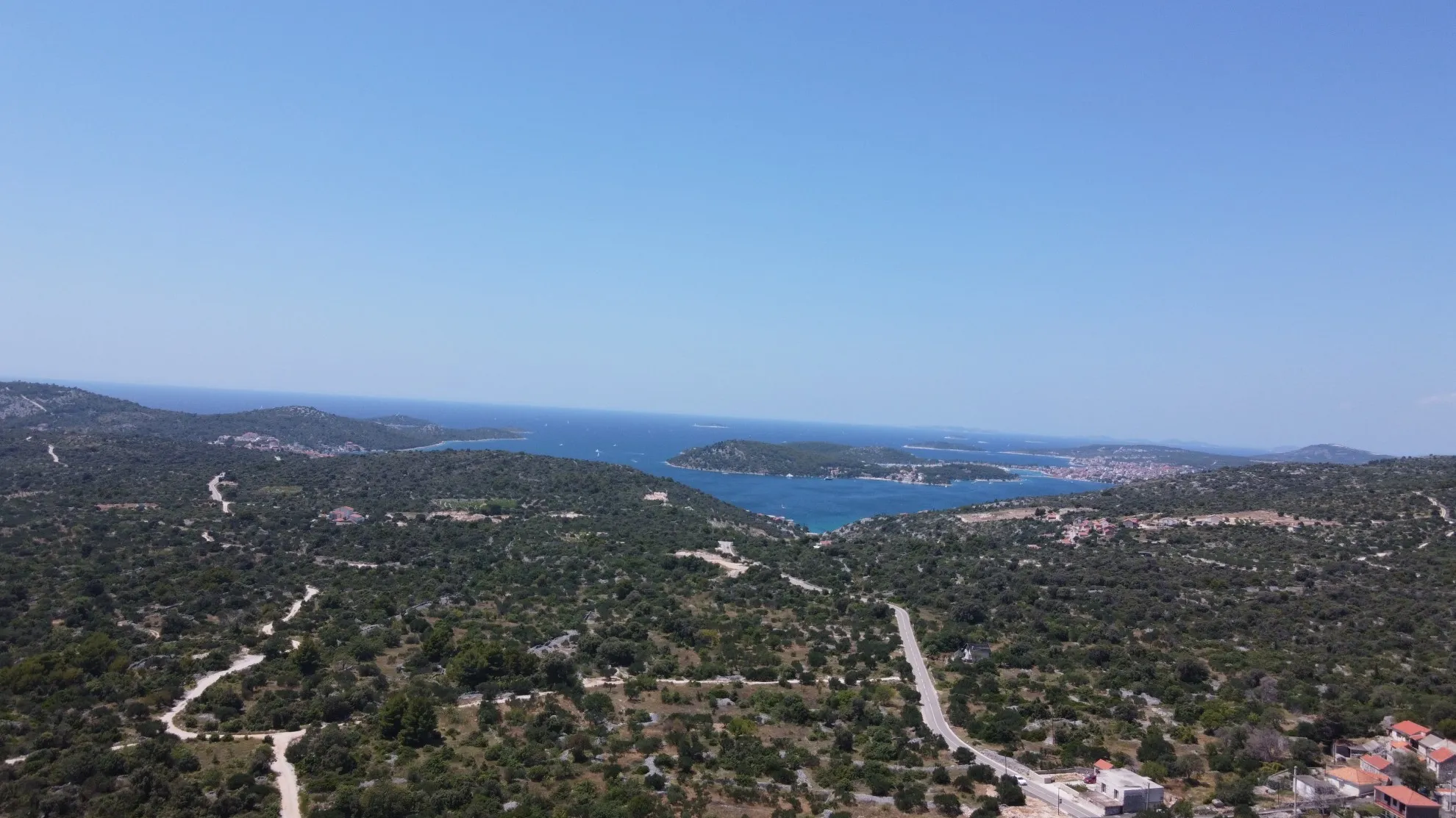 građevinsko zemljište u blizini punta planke 1546 m2 - slika 2