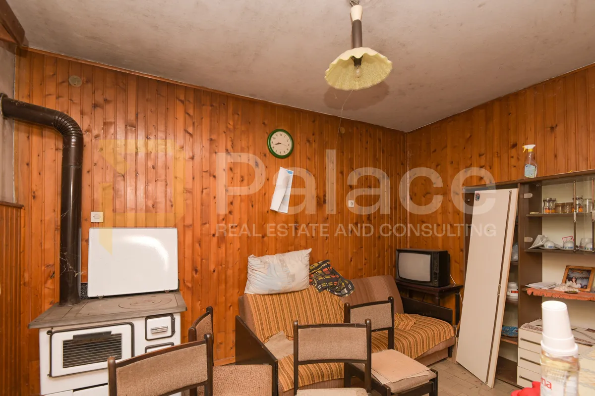 povoljno: kuća za renovaciju s okućnicom, pirovac-kašić 122 m2 - slika 6