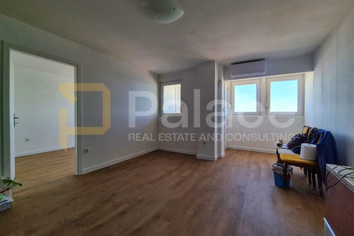 dvosoban renovirani stan na baldekinu, šibenik, 62 m2 - slika 6