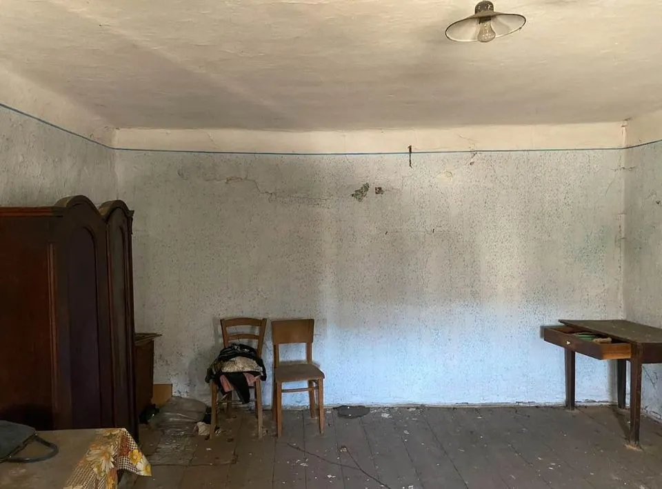Šest kuća/starina i gospodarskih zgrada s zemljištem, Matulji - Šapjane, Matulji