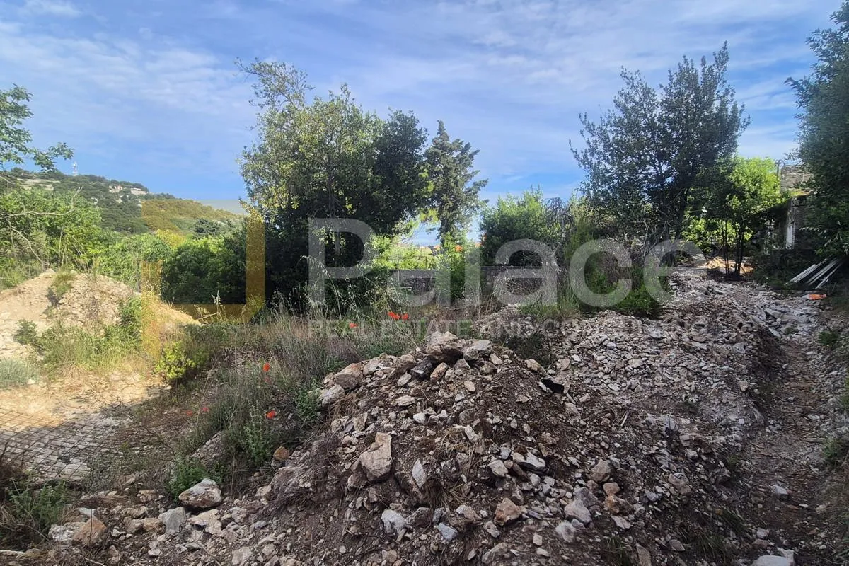građevinski teren 830 m2 s dozvolom za rekonstrukciju objekta 110 m2 - slika 5