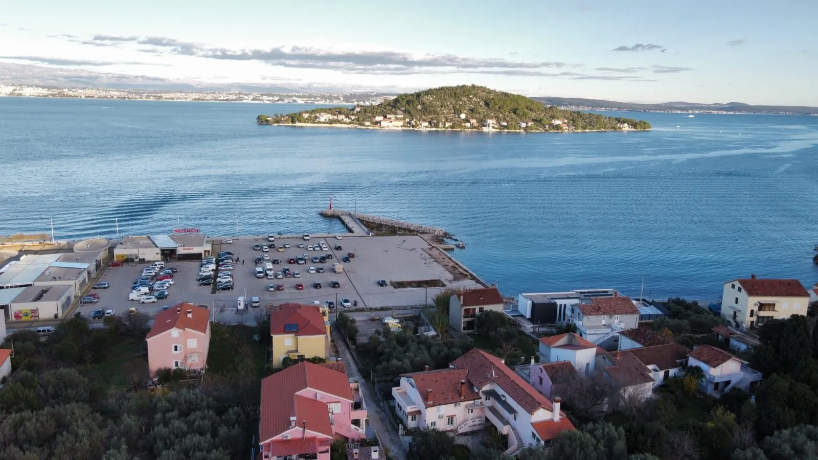 pašman : prekrasno građevinsko zemljište u centru, 1400 m2 - slika 2