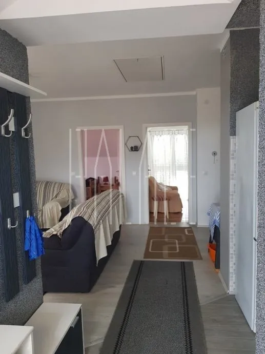 kuća: brodarica, katnica, 290.00 m2 (prodaja) - slika 14