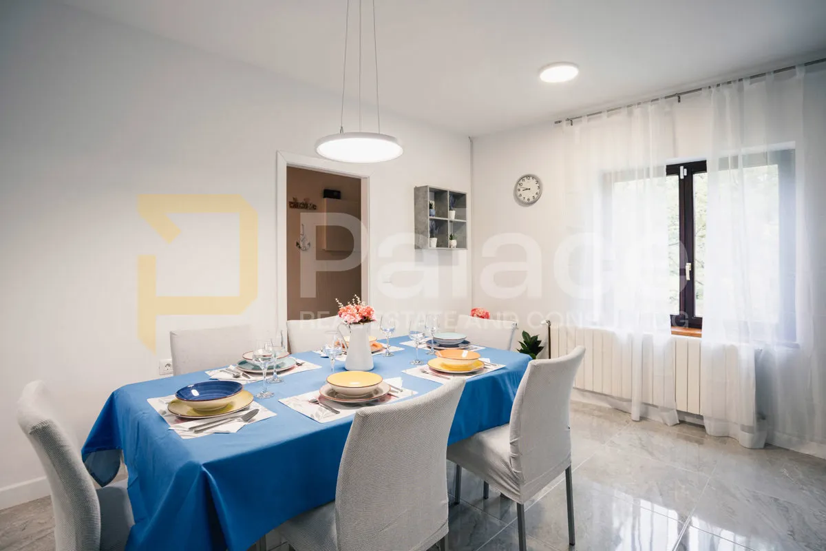 iznajmljuje se kuća 151 m² s okućnicom i terasom – škrljevo - slika 6