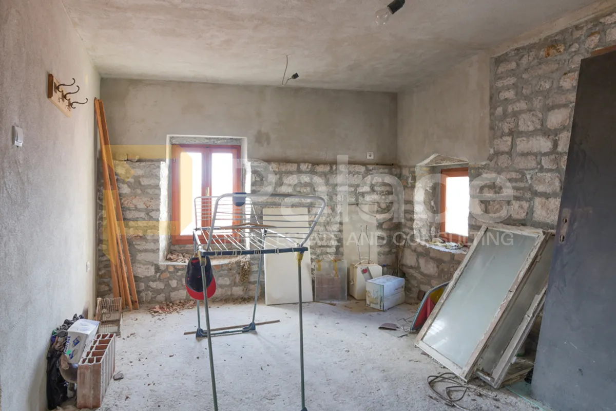 kamena kuća na 3 etaže u srcu staroga šibenika, kulturno dobro, 150 m2 - slika 16