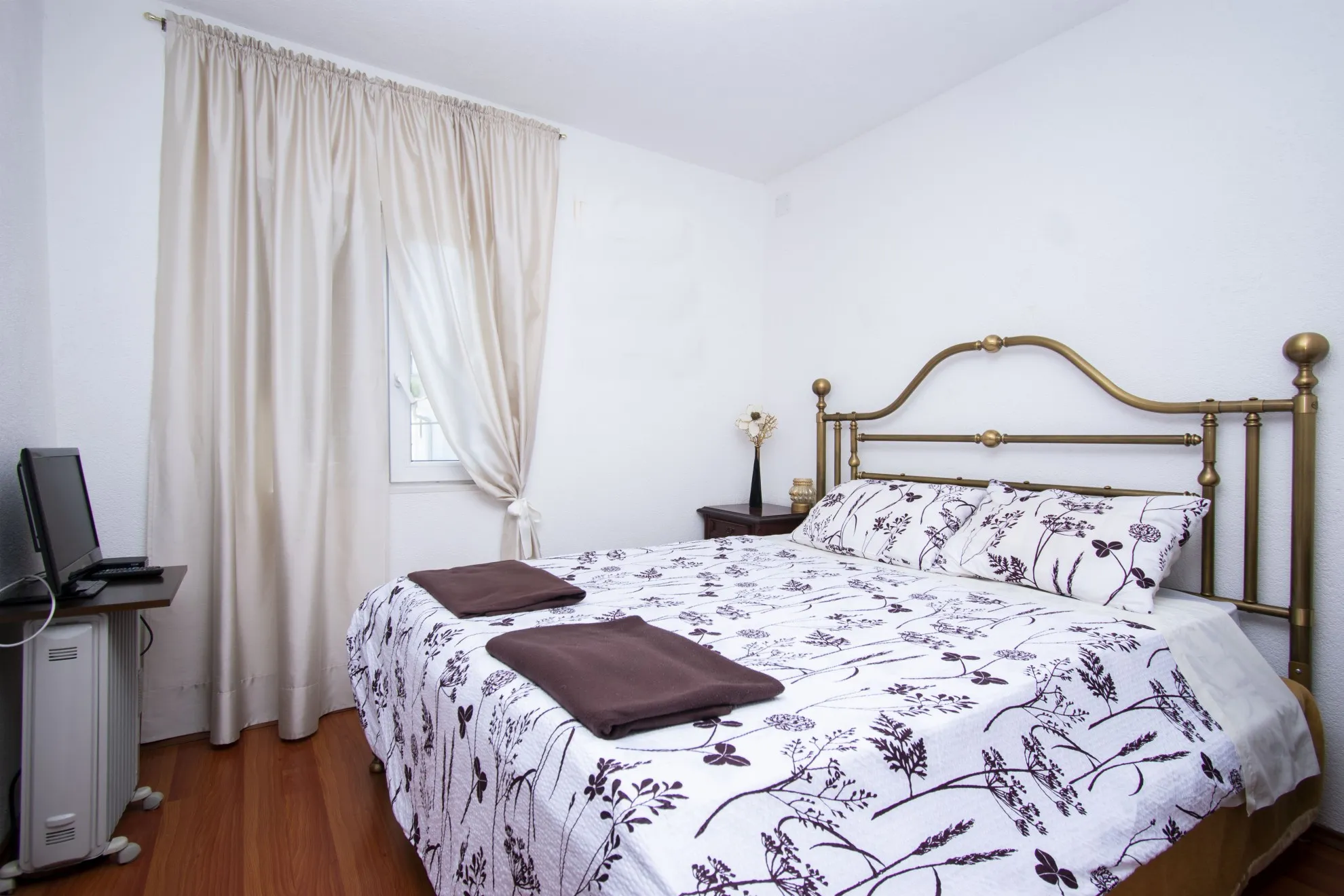 predivna kuća nedaleko od mora, 284 m2 i dvorište 650 m2 - slika 17
