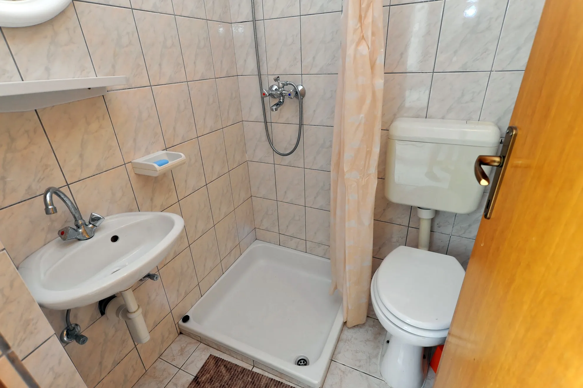 apartmanska kuća s bazenom, primošten, 295 m2 - slika 8