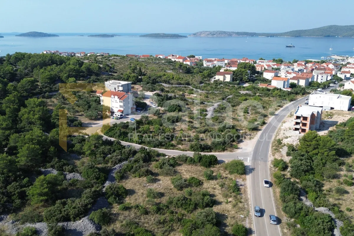 građevinsko zemljište površine 1805 m2 na brodarici - slika 4